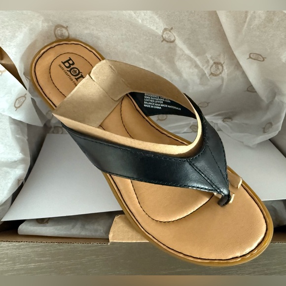 Born Women's Ciara Flip Flop Black Sandals - Picture 5 of 7